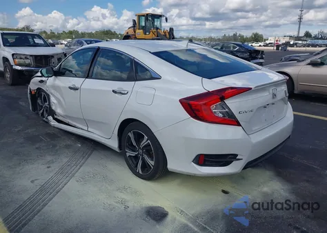 2016 Honda Civic Touring z USA, uszkodzony, nr VIN 19XFC1F92GE034567
